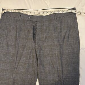 Isaia Gray Plaid Dress Pants 38 x 32 (approx)